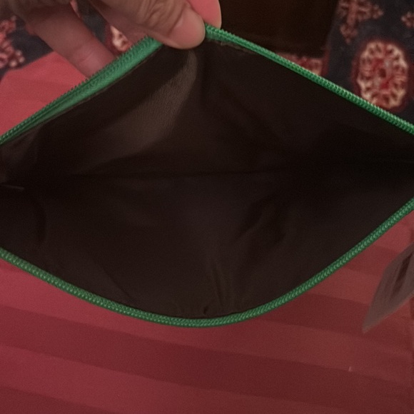 New Waikiki Hawaii Island Crew cosmetic pouch or case for iPad tablet - Picture 3 of 5